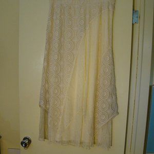 NWT Chicos Skirt, fully lined, cream color, size 2